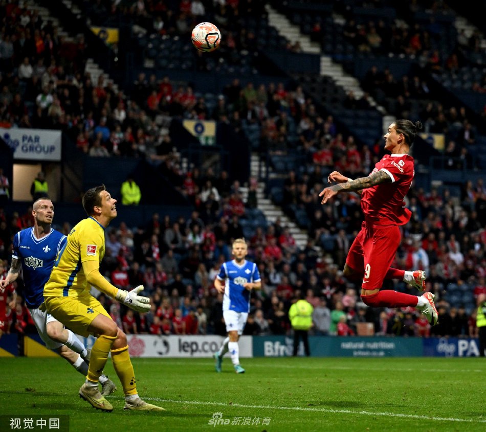 四名打造出 四名打造出