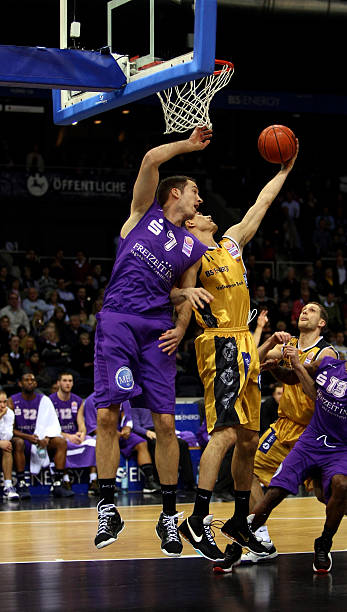 上表现进一 上表现进一