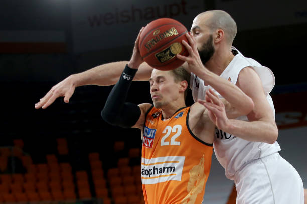 近年来的W 近年来的W